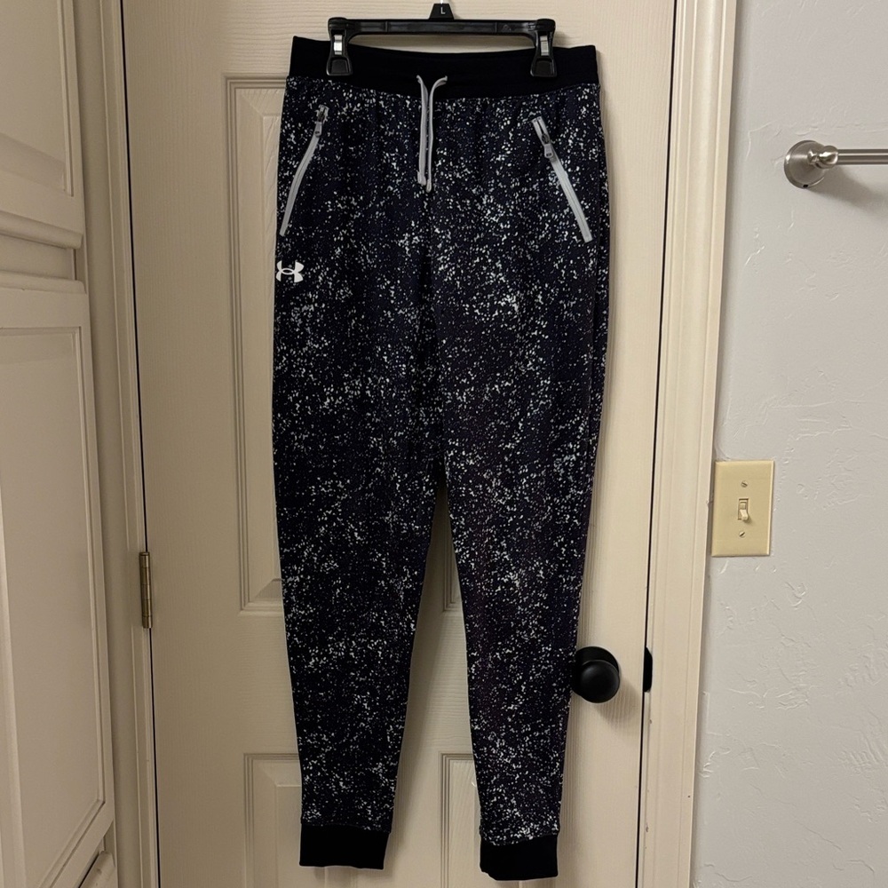 Under Armour Speckled Black and White Athletic Joggers
